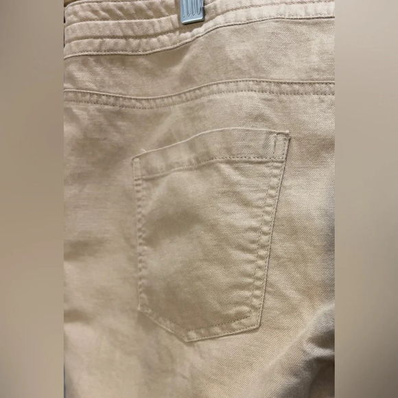 Talbots Linen blend size 10 signature khaki capri pants with drawstring waist - Picture 9 of 13